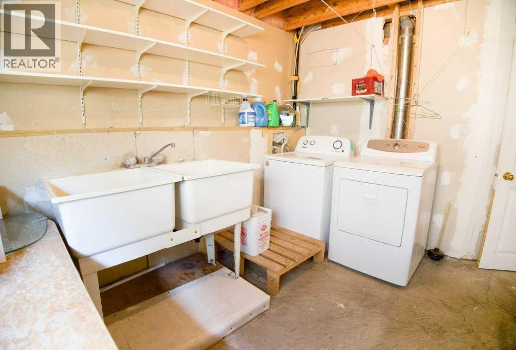 5905 61 Avenue, Ponoka, Alberta  T4J 1T8 - Photo 21 - A2252312