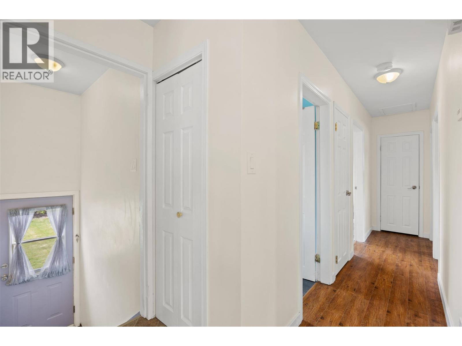 2150 Ponderosa Avenue, Kamloops, British Columbia  v2b 4v9 - Photo 16 - 10353021