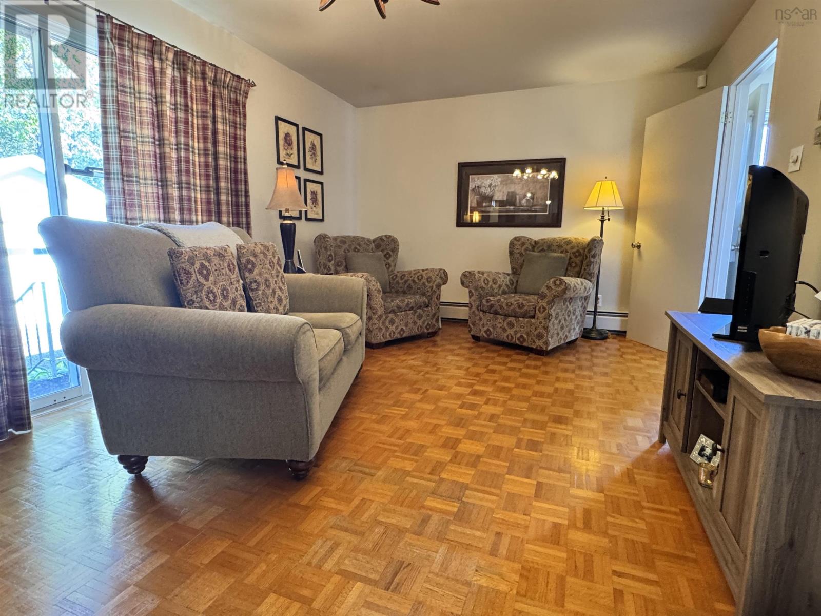 38 Norwood Street, Glace Bay, Nova Scotia  B1A 3M5 - Photo 11 - 202525258
