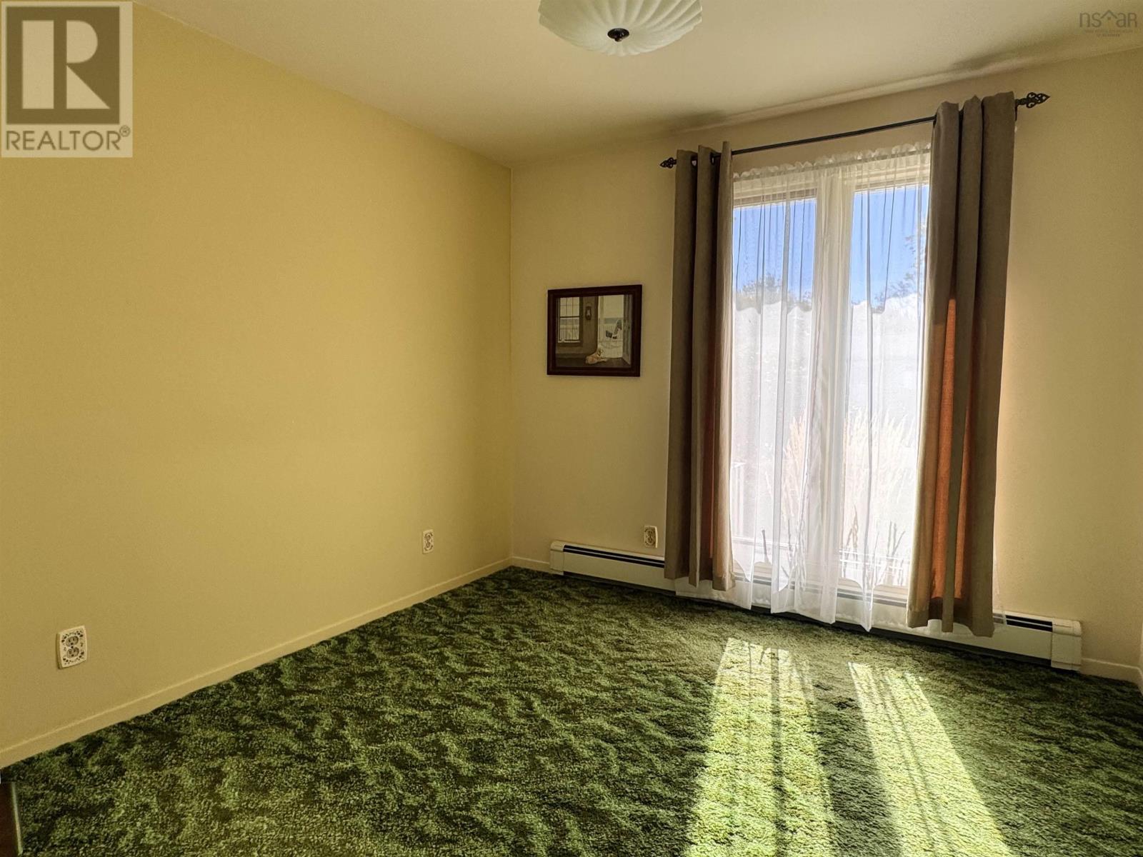 38 Norwood Street, Glace Bay, Nova Scotia  B1A 3M5 - Photo 15 - 202525258