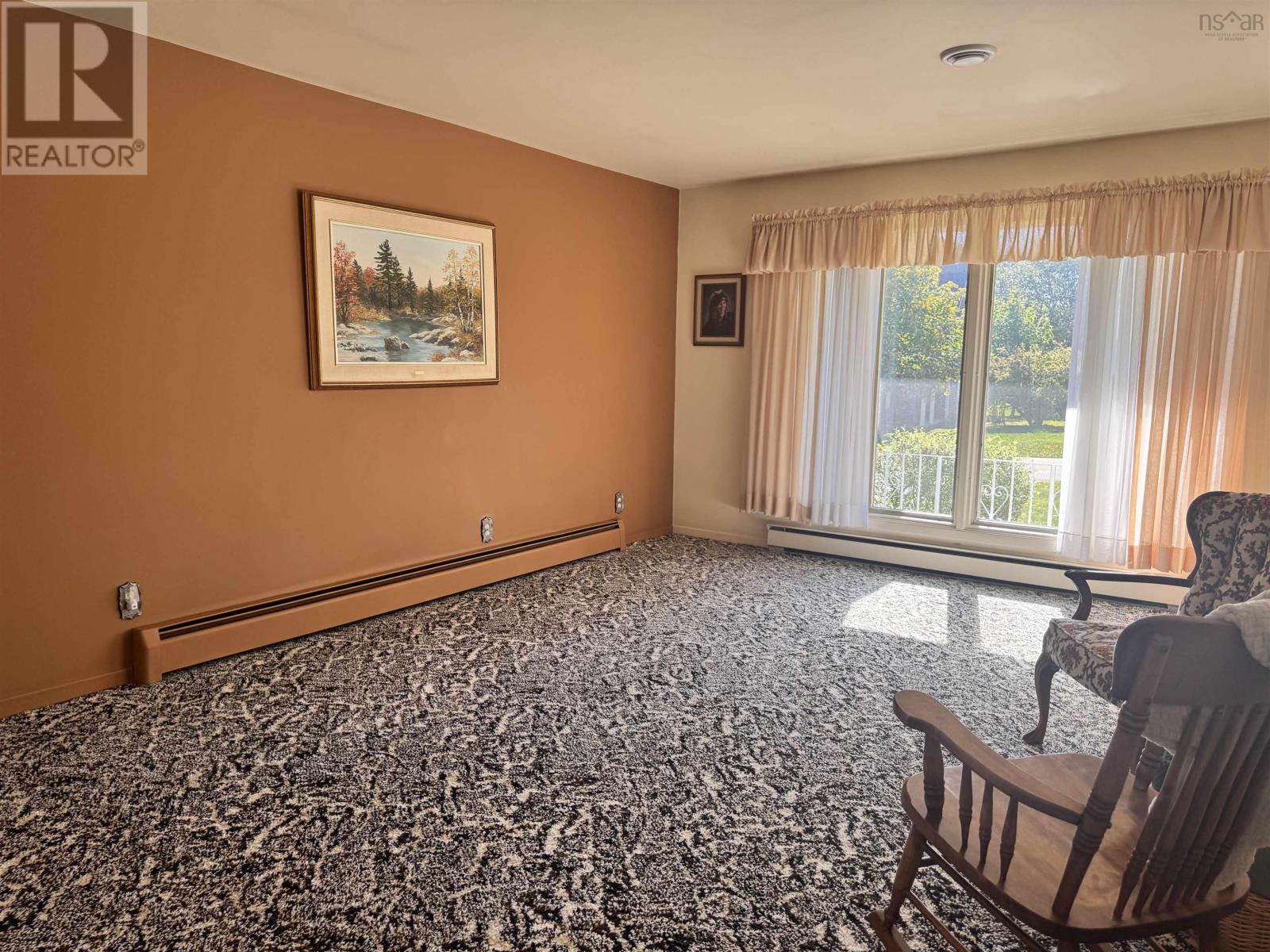 38 Norwood Street, Glace Bay, Nova Scotia  B1A 3M5 - Photo 5 - 202525258