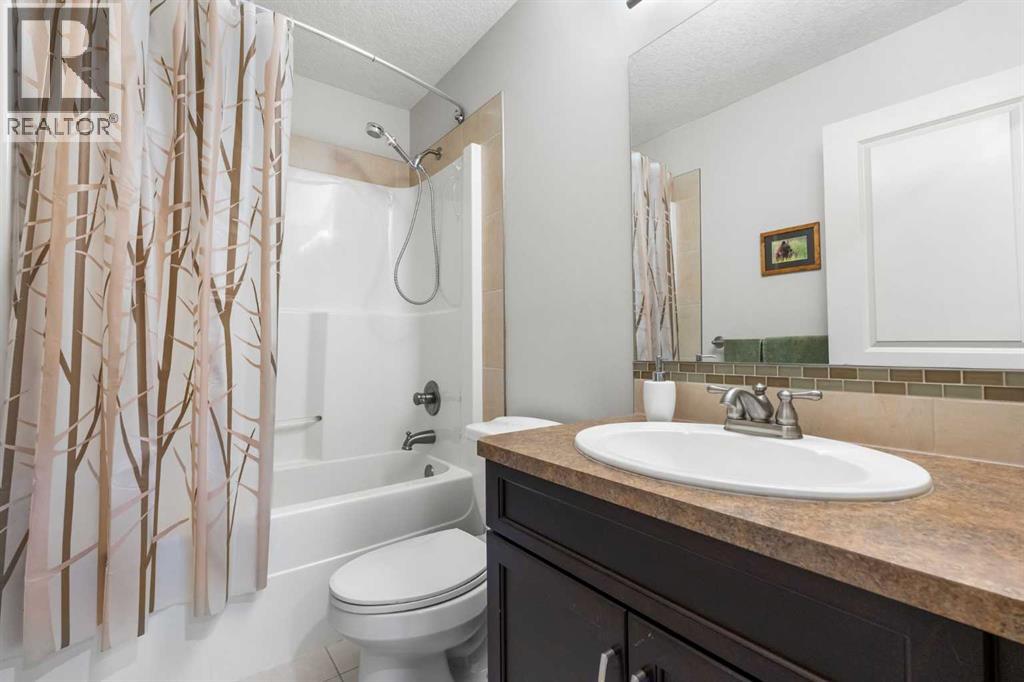 23 Jumping Pound Rise, Cochrane, Alberta  T4C 0K4 - Photo 31 - A2255954