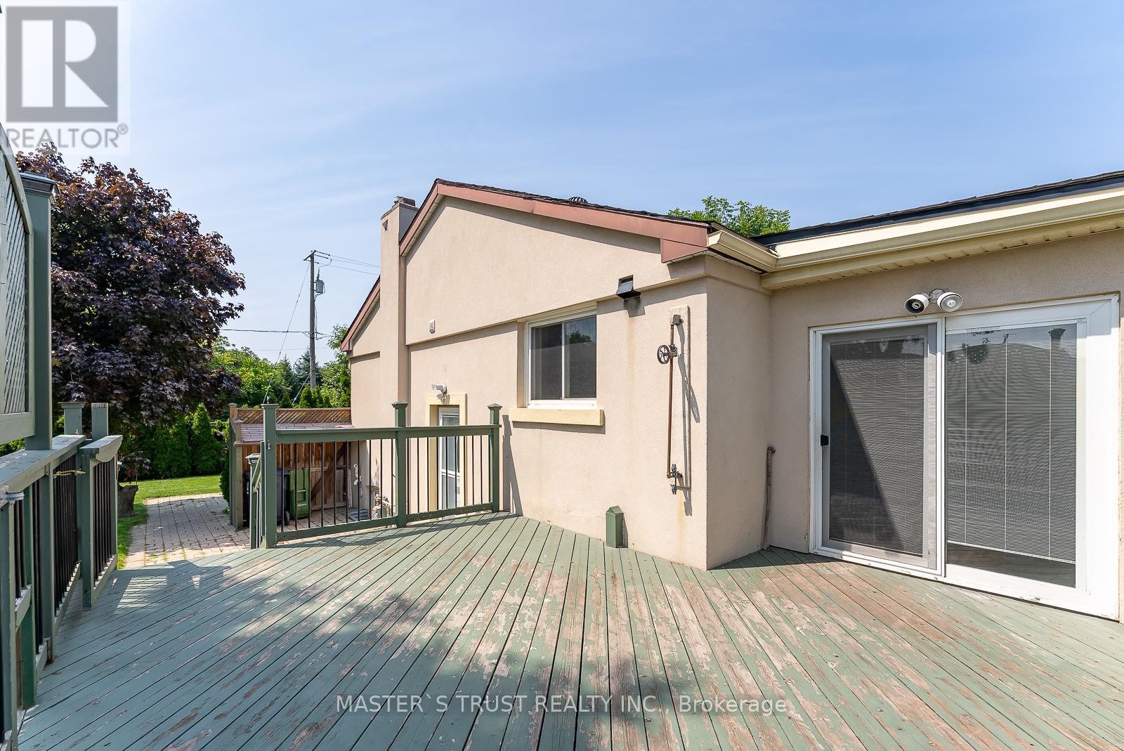 4061 Dufferin Street, Toronto, Ontario  M3H 5R7 - Photo 22 - C12448080