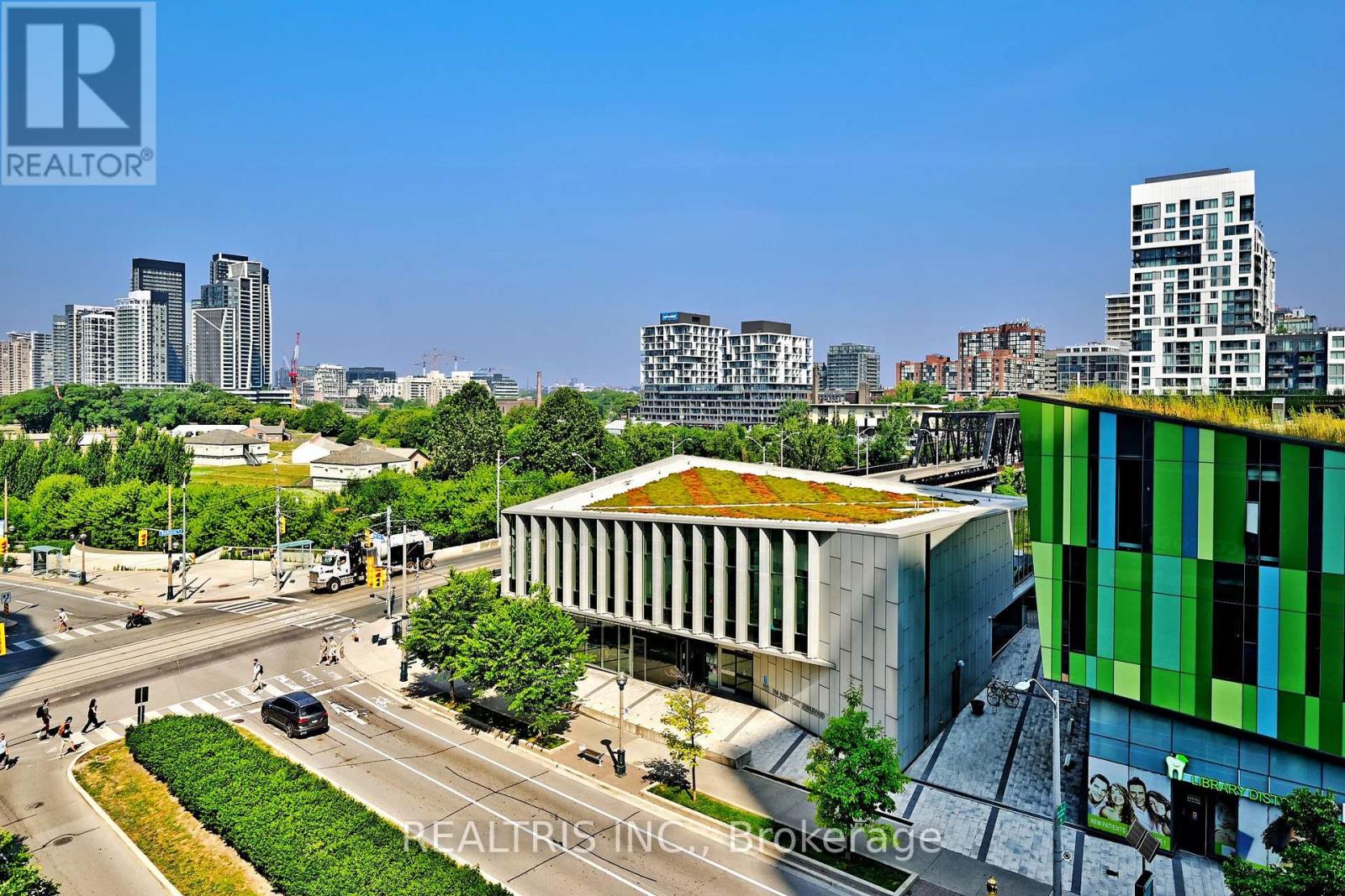 611 - 90 Queens Wharf Road, Toronto, Ontario  M5V 0J4 - Photo 28 - C12448090