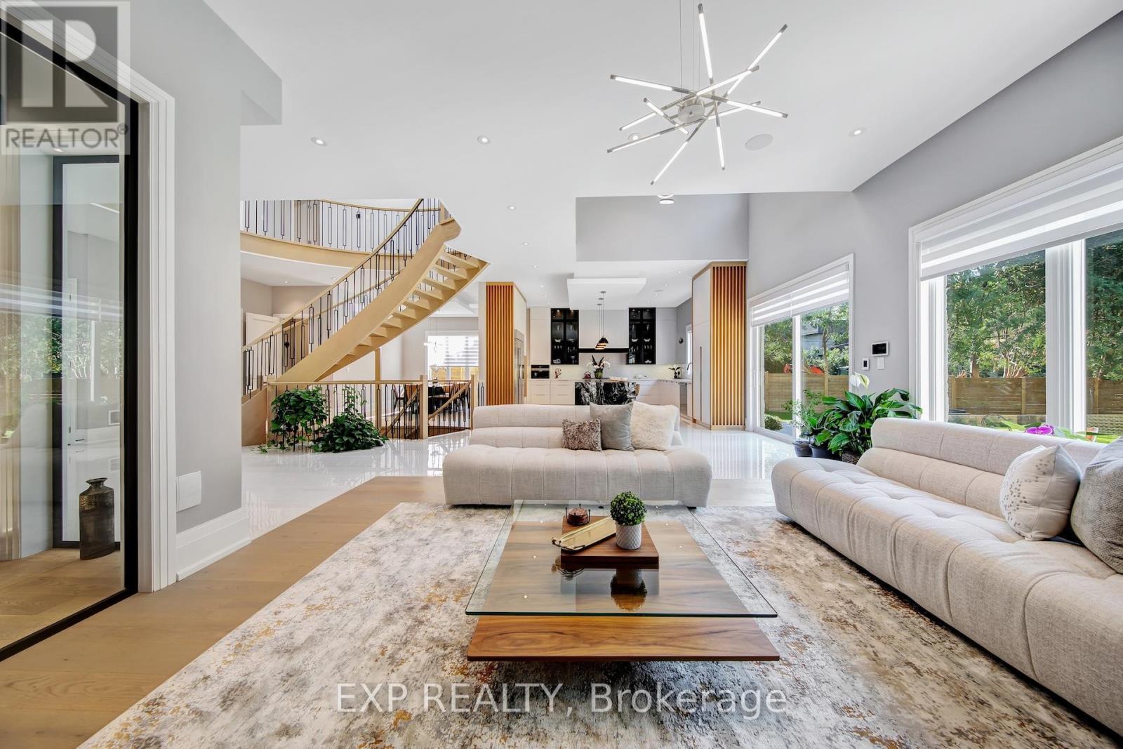 150 Wolfdale Avenue, Oakville, Ontario  L6L 4S1 - Photo 16 - W12439068