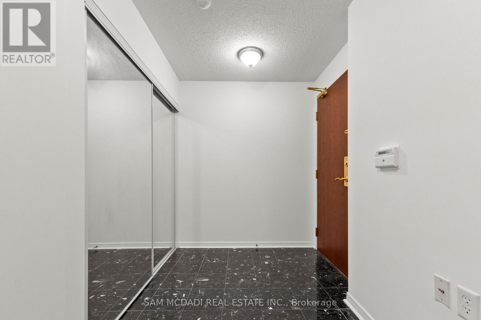 206 - 20 Olive Avenue, Toronto, Ontario  M2N 7G5 - Photo 2 - C12448099
