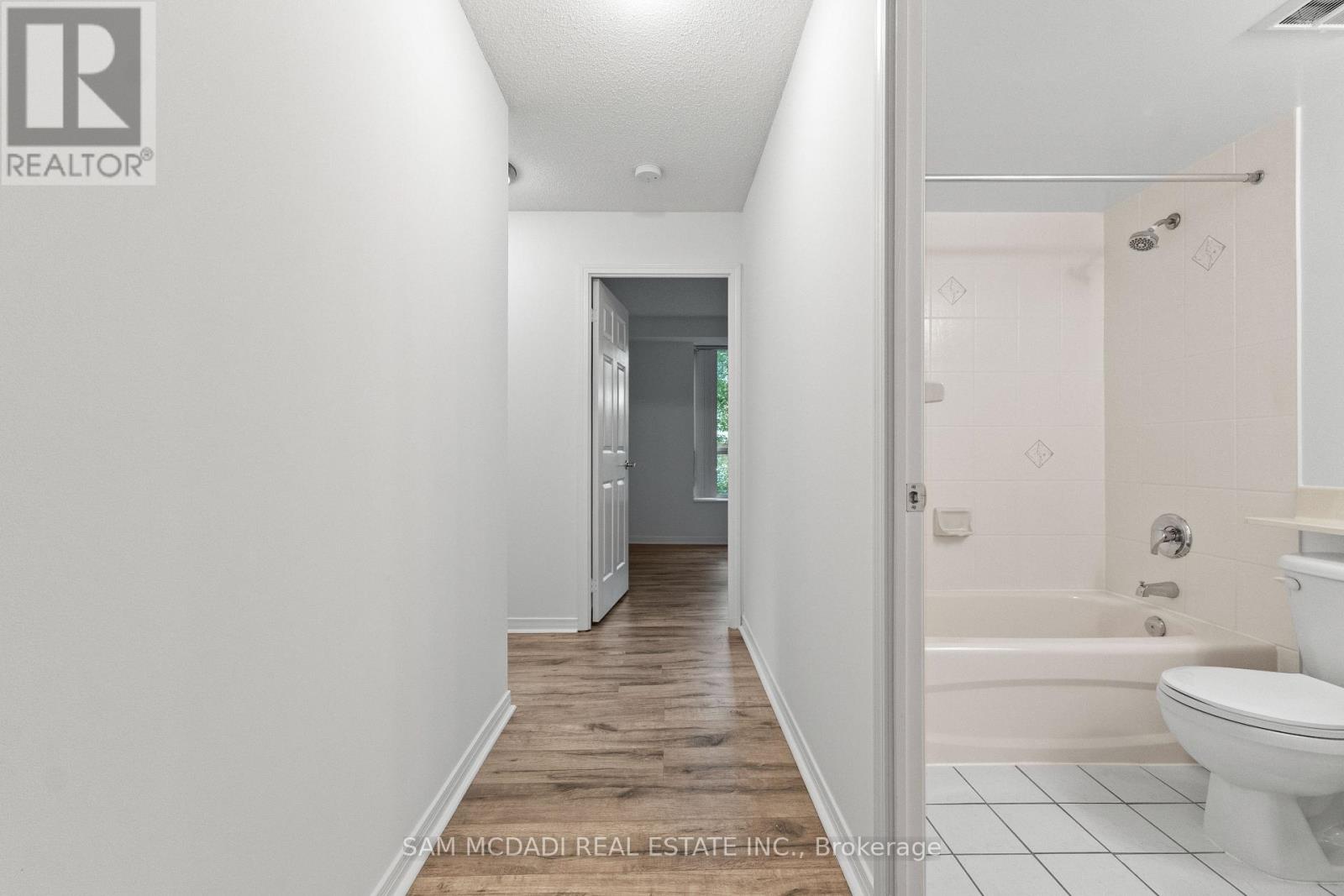 206 - 20 Olive Avenue, Toronto, Ontario  M2N 7G5 - Photo 3 - C12448099