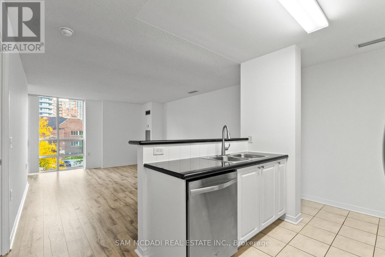 206 - 20 Olive Avenue, Toronto, Ontario  M2N 7G5 - Photo 8 - C12448099