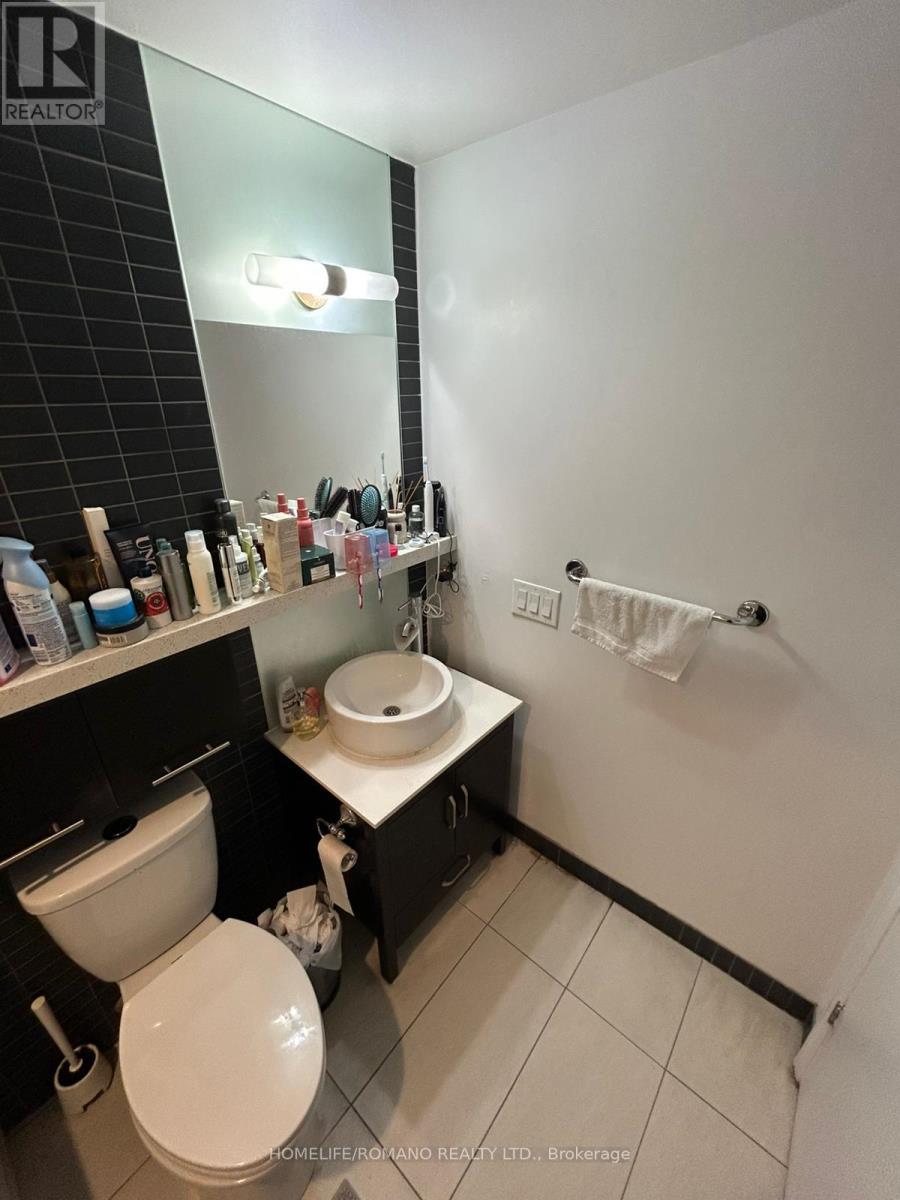 3001 - 25 Carlton Street, Toronto, Ontario  M5B 1L4 - Photo 9 - C12448109