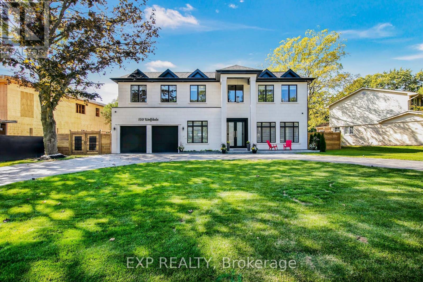 150 WOLFDALE AVENUE, Oakville, Ontario