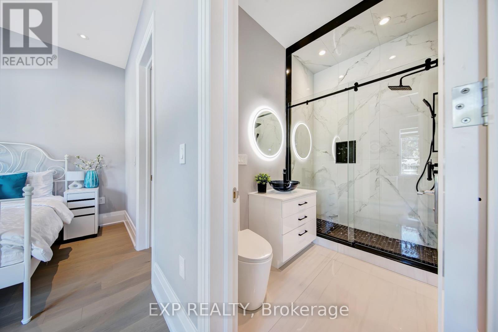 150 Wolfdale Avenue, Oakville, Ontario  L6L 4S1 - Photo 27 - W12439068