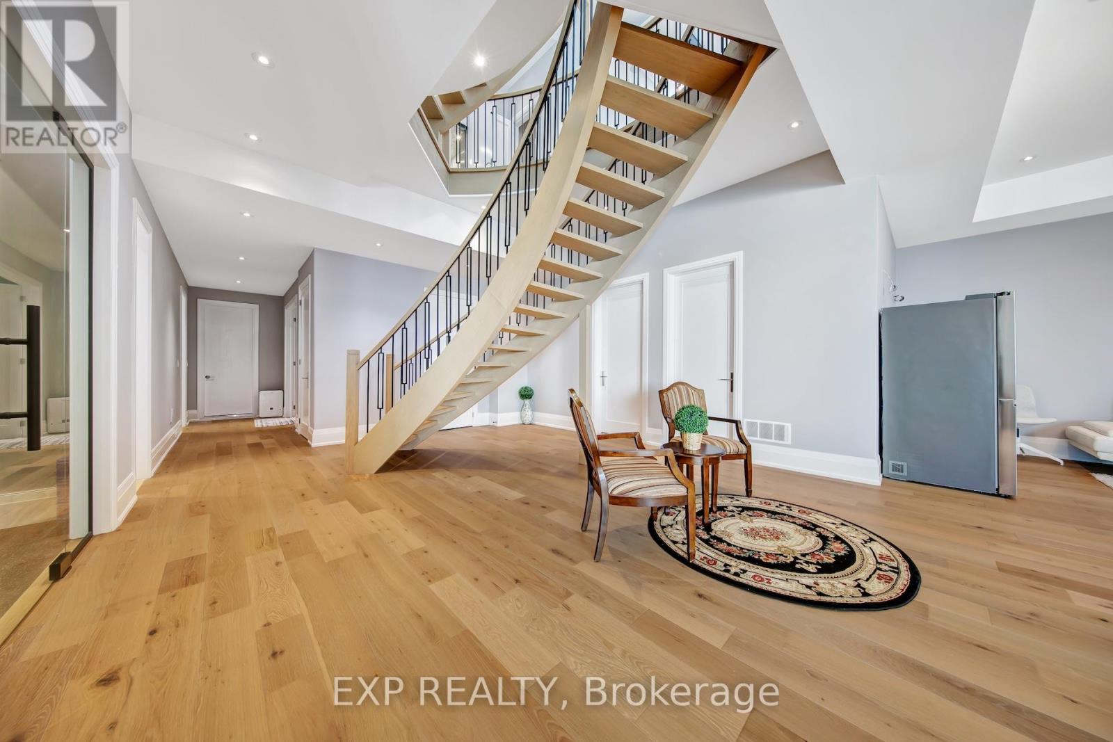 150 Wolfdale Avenue, Oakville, Ontario  L6L 4S1 - Photo 36 - W12439068