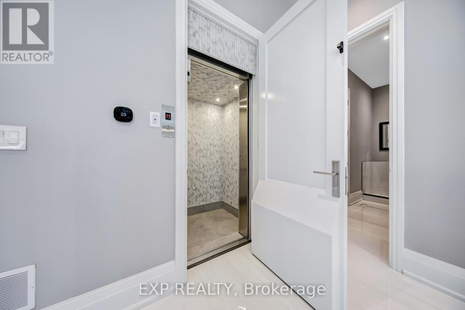 150 Wolfdale Avenue, Oakville, Ontario  L6L 4S1 - Photo 35 - W12439068