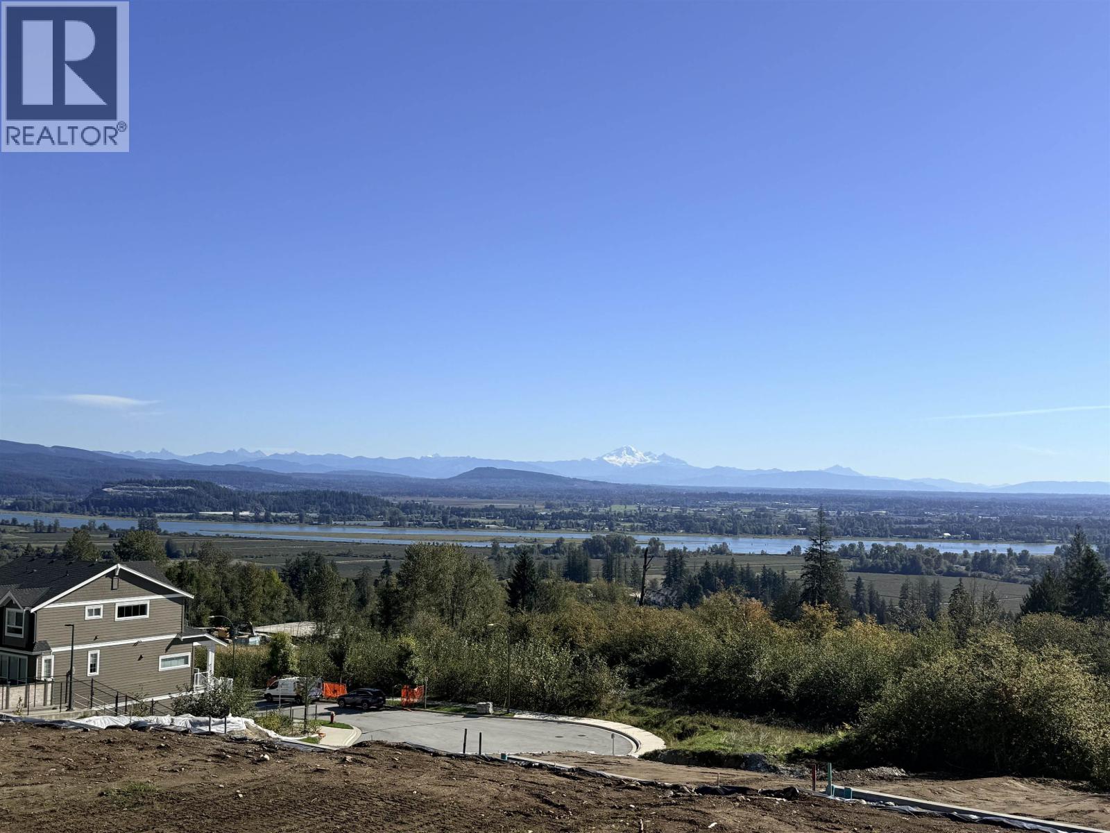 3561 Sheffield Avenue, Coquitlam, British Columbia  V3E 0M4 - Photo 5 - R3055645