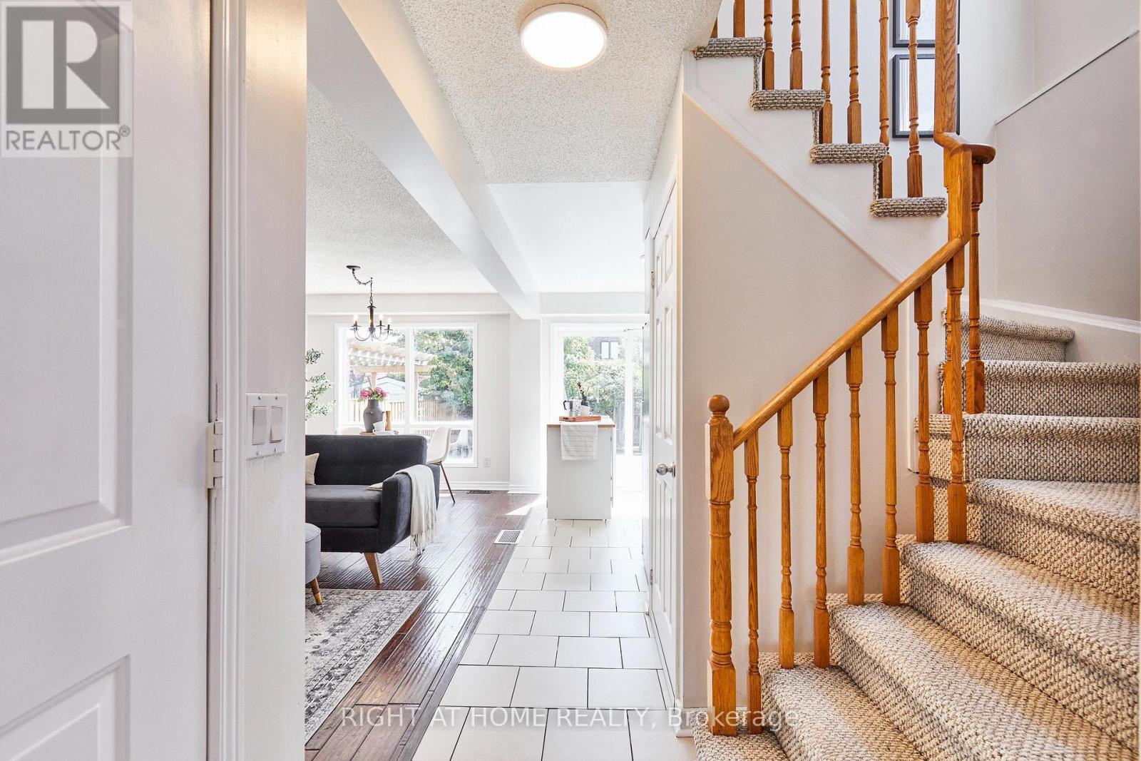 1307 Andover Drive, Oshawa (Eastdale), Ontario  L1K 2K3 - Photo 2 - E12448085