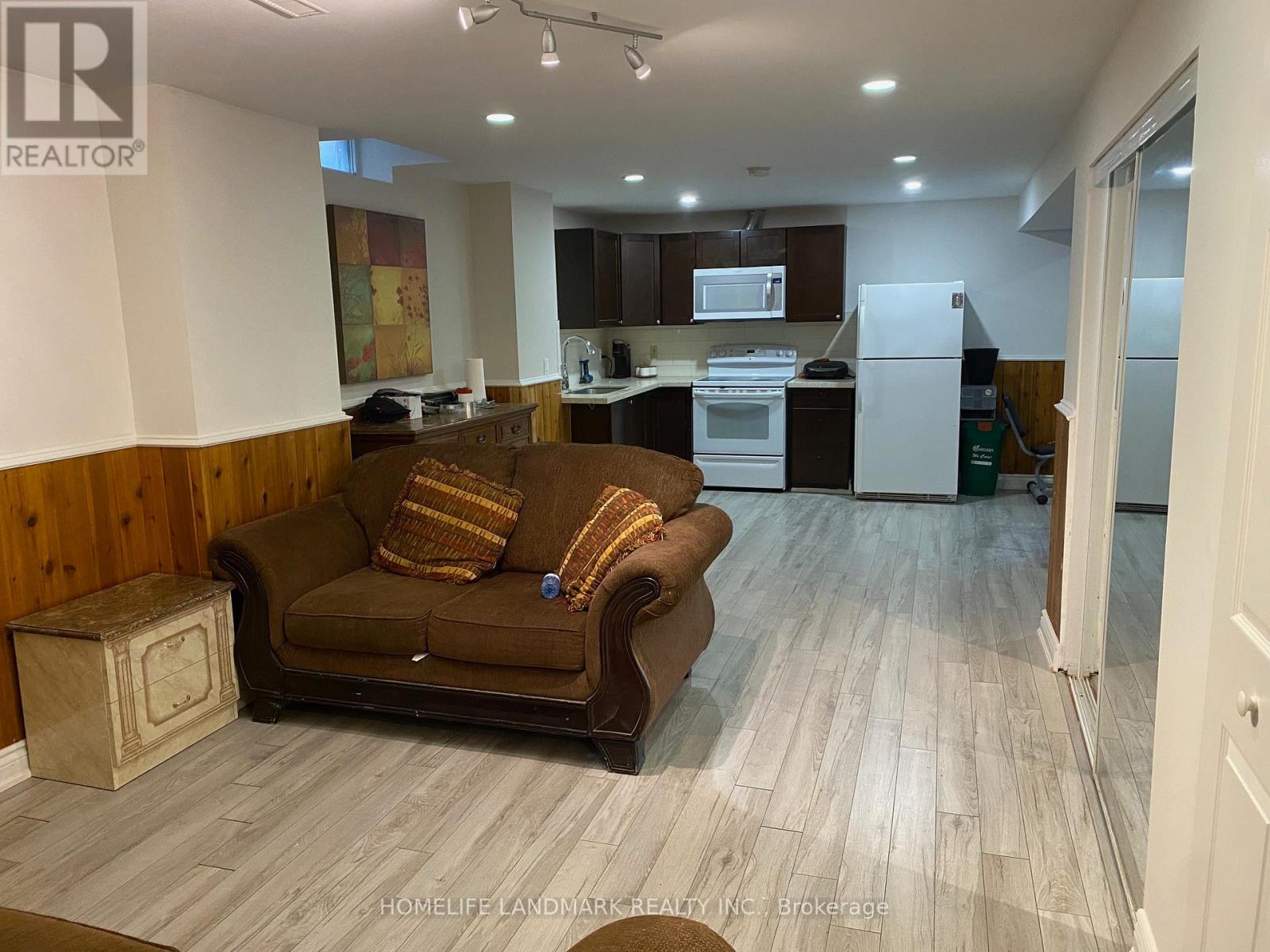 1872 Parkside Drive, Pickering, Ontario  L1V 3R2 - Photo 6 - E12448102