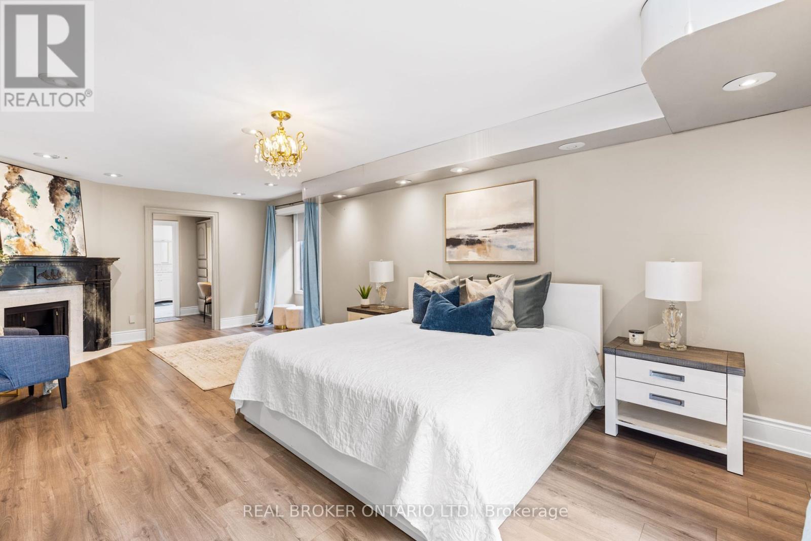 106 Teefy Avenue, Richmond Hill (South Richvale), Ontario  L4C 8C6 - Photo 28 - N12448105