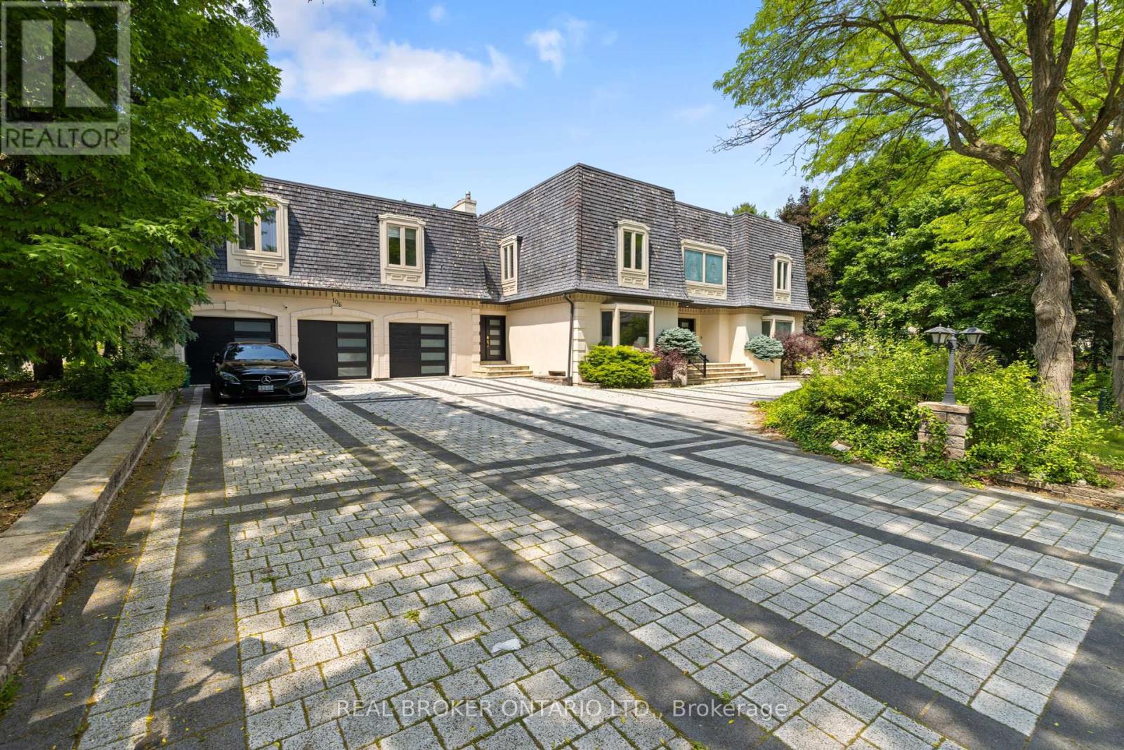106 Teefy Avenue, Richmond Hill (South Richvale), Ontario  L4C 8C6 - Photo 4 - N12448105