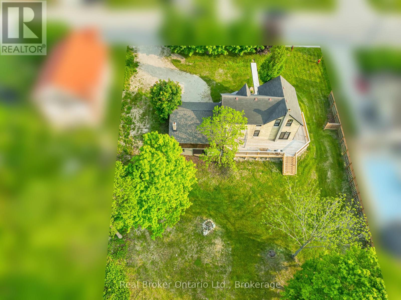 16 Hillcrest Street W, South Bruce, Ontario  N0G 2S0 - Photo 38 - X12448163