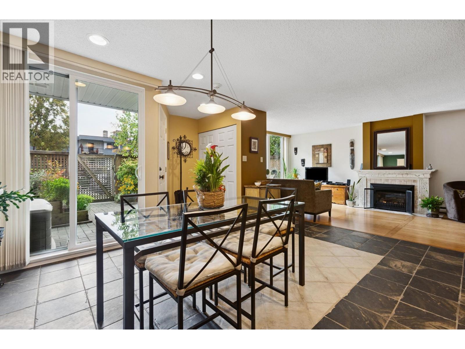 3917 Pender Street, Burnaby, British Columbia  V5C 2L7 - Photo 1 - R3054979