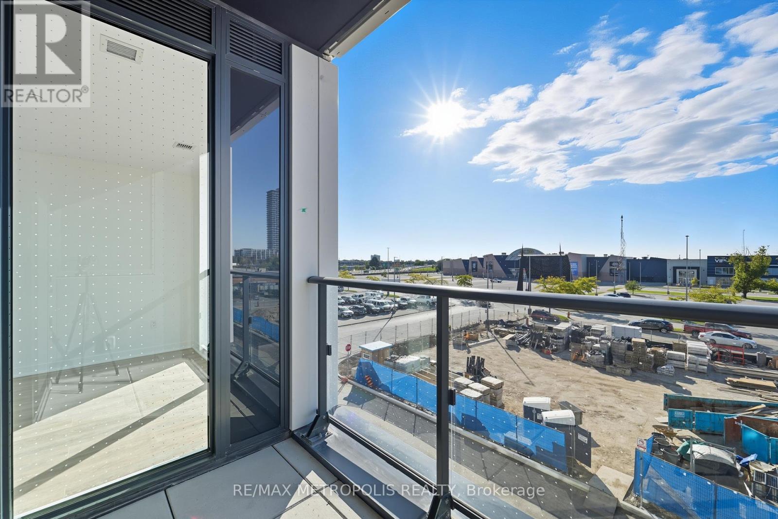 204 - 1037 The Queensway, Toronto, Ontario  M8Z 6C7 - Photo 19 - W12448097