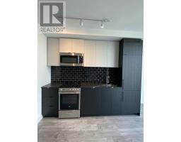 725 - 285 DUFFERIN STREET, Toronto, Ontario