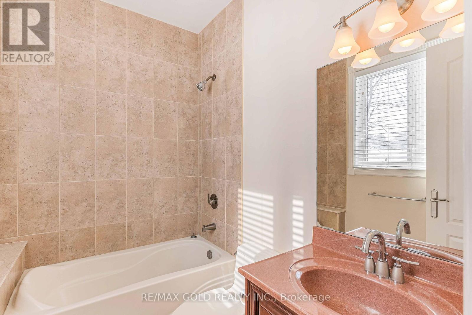 17 Highcrest Road, Caledon, Ontario  L7E 0C2 - Photo 29 - W12198797