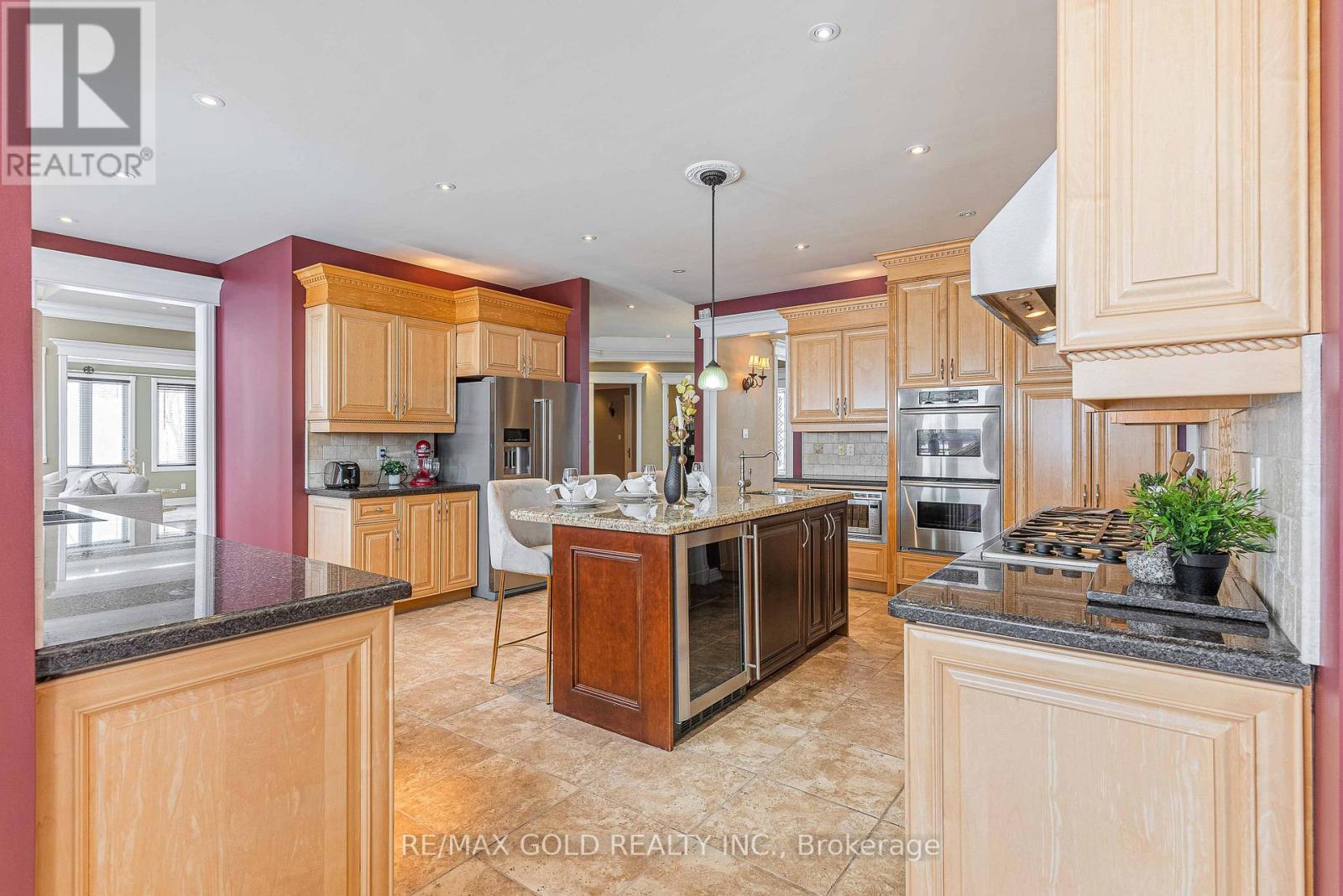 17 Highcrest Road, Caledon, Ontario  L7E 0C2 - Photo 12 - W12198797