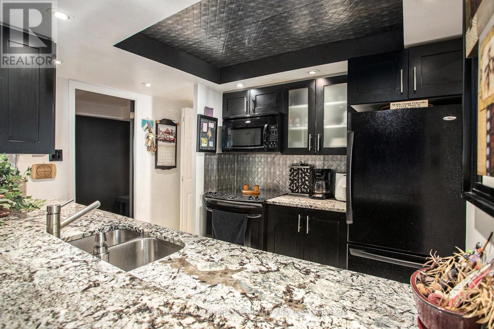 104 - 15 Murray Street, Ottawa, Ontario  K1N 9M5 - Photo 8 - X12448123