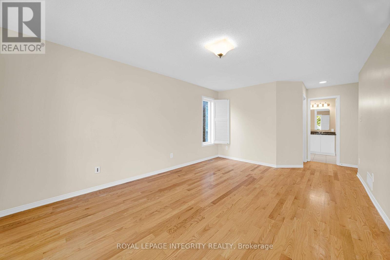2877 Brigham Way, Ottawa, Ontario  K1T 3Y8 - Photo 13 - X12448137
