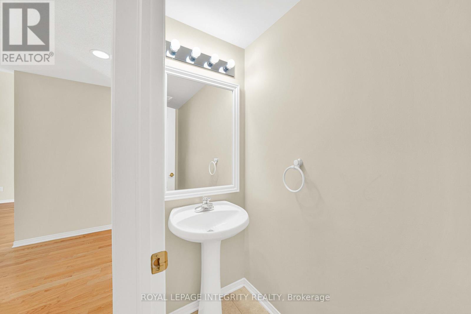 2877 Brigham Way, Ottawa, Ontario  K1T 3Y8 - Photo 16 - X12448137