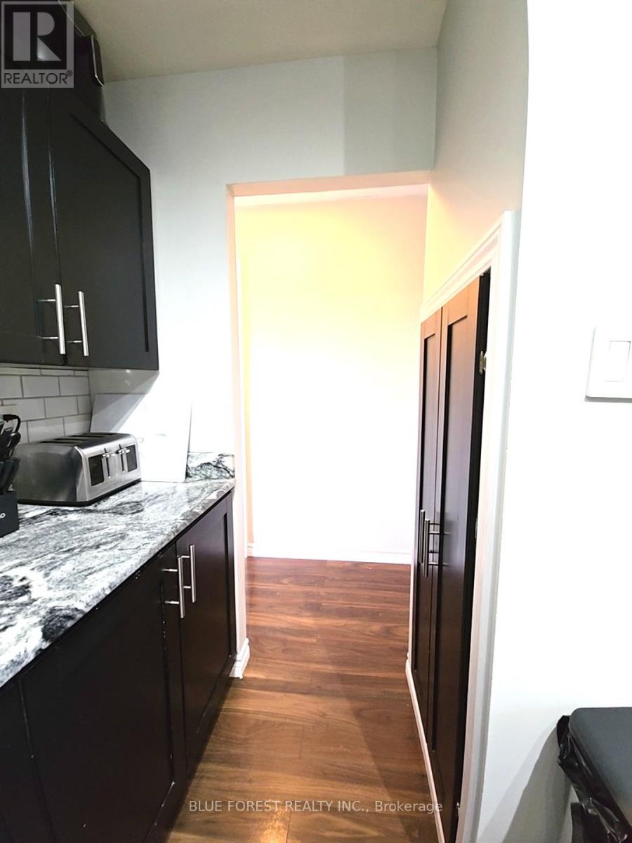 16 - 821 Southdale Road E, London South, Ontario  N6E 1V7 - Photo 8 - X12448156