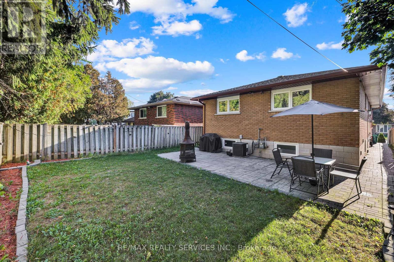 728 West 5th Street, Hamilton, Ontario  L9C 3R2 - Photo 17 - X12448094