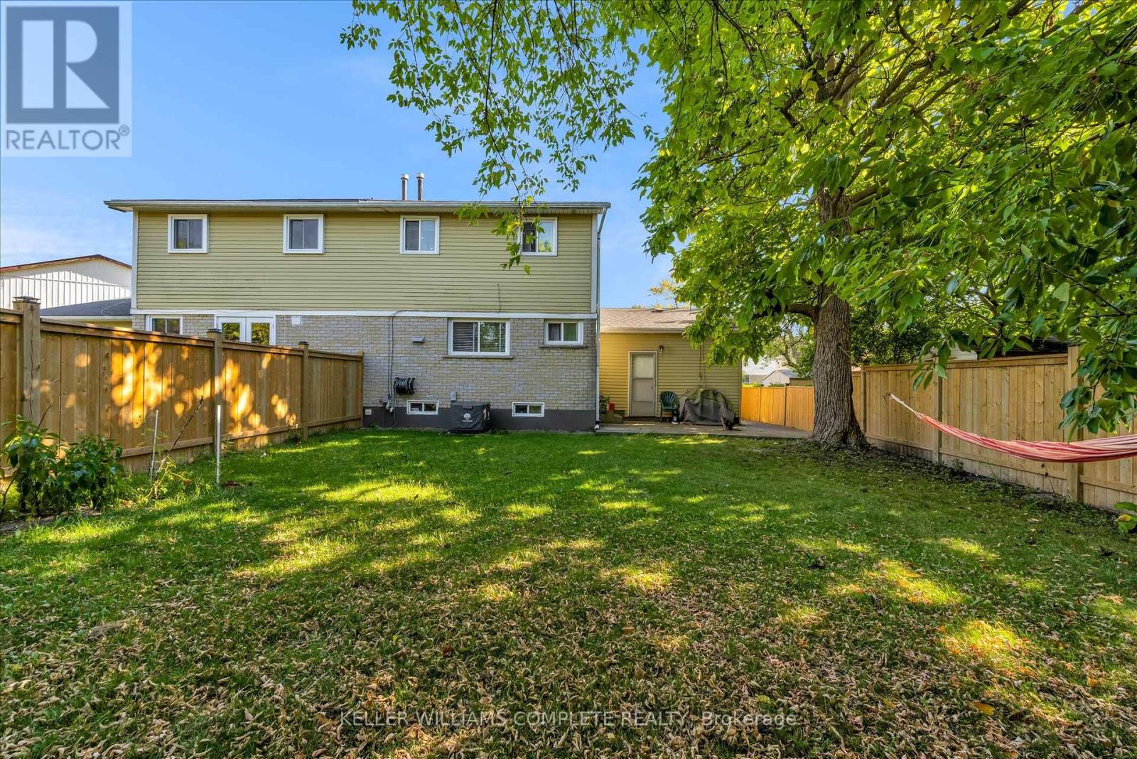 58 Nordale Crescent, Hamilton (Stoney Creek Mountain), Ontario  L8J 1H1 - Photo 30 - X12448101