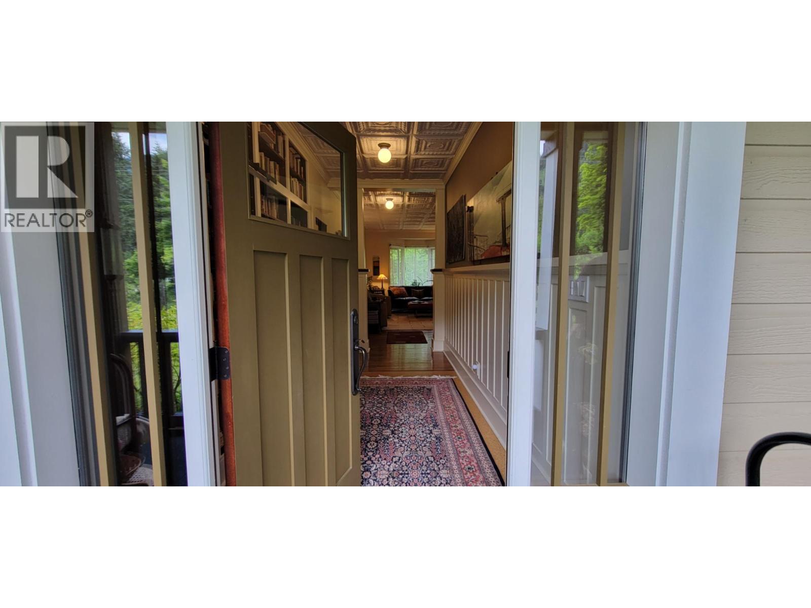 1305 Denver Siding Road, New Denver, British Columbia  V0G 1S1 - Photo 3 - 10365030