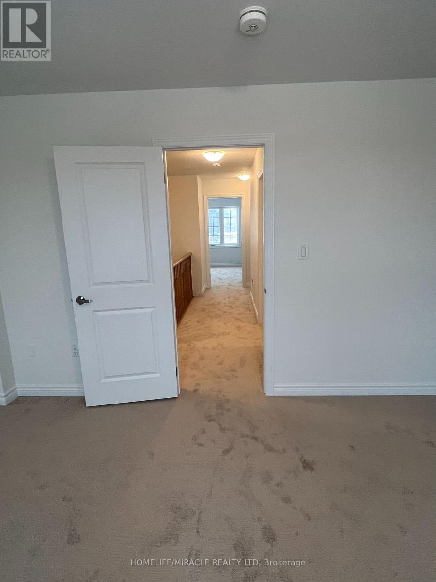 22 Beretta Street, Tillsonburg, Ontario  N4G 0J7 - Photo 11 - X12447180