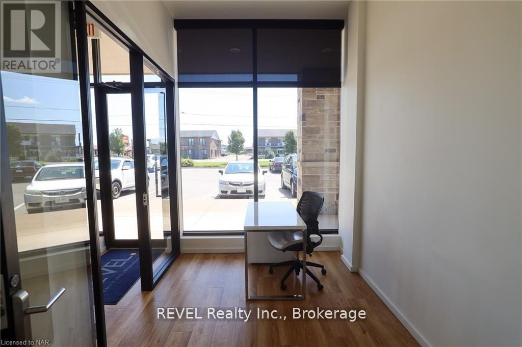 3 - 8685 Lundys Lane, Niagara Falls, Ontario  L2H 1H4 - Photo 5 - X12448130