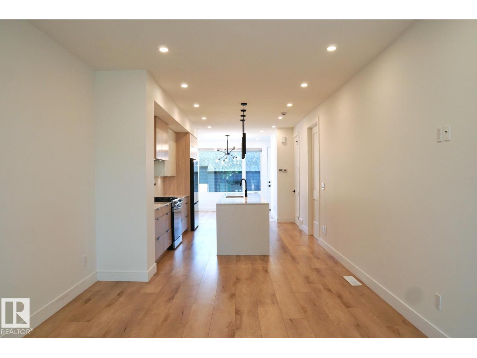 7553 81 Av Nw, Edmonton, Alberta  T6C 0V4 - Photo 7 - E4461062