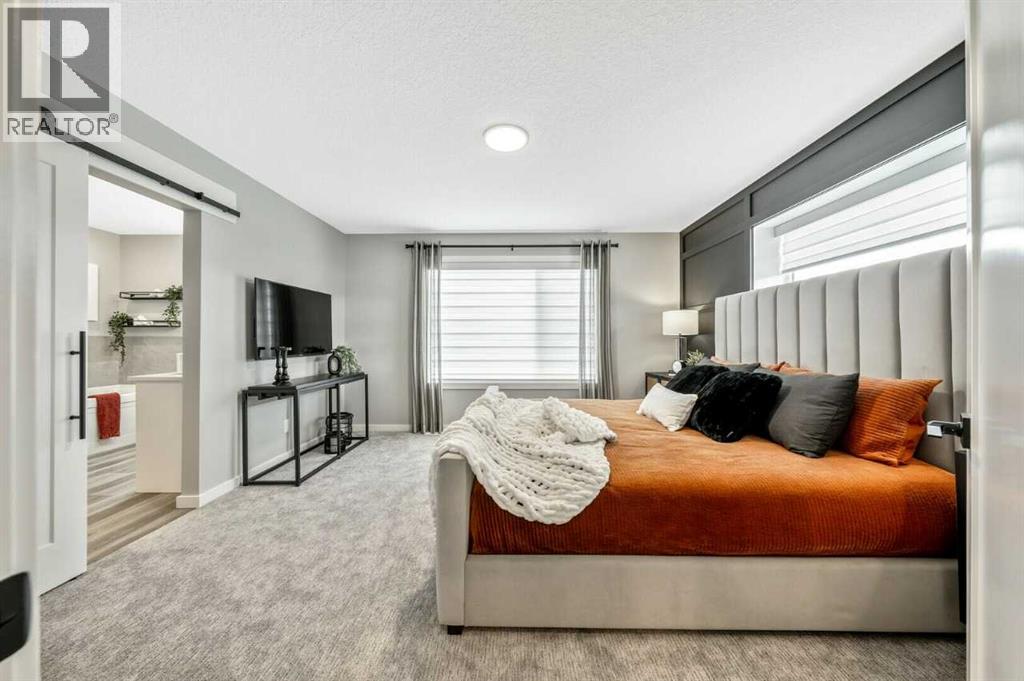 16 Heritage Link, Cochrane, Alberta  T4C 2J8 - Photo 12 - A2253351