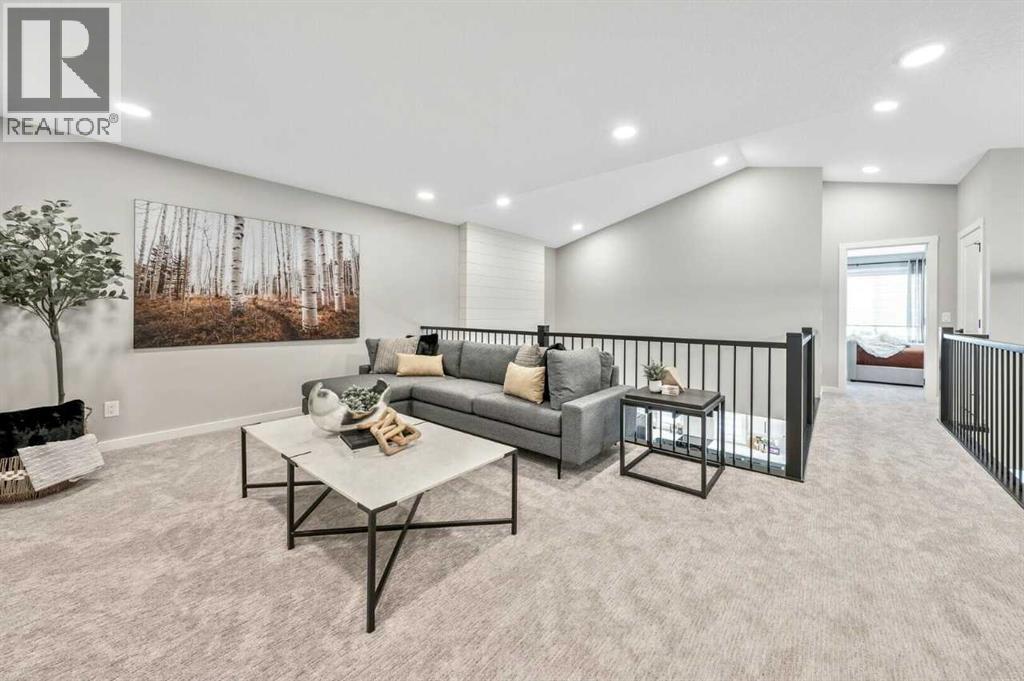 16 Heritage Link, Cochrane, Alberta  T4C 2J8 - Photo 9 - A2253351