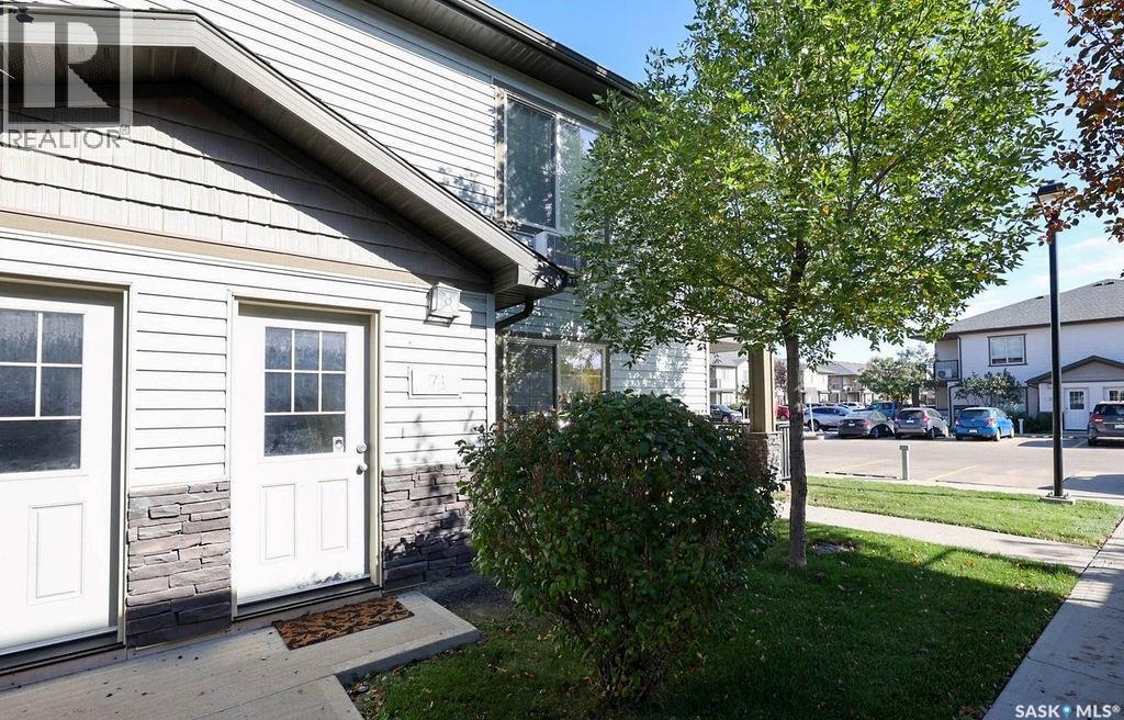 71 5537 Blake Crescent, Regina, Saskatchewan  S4X 0J1 - Photo 1 - SK020217