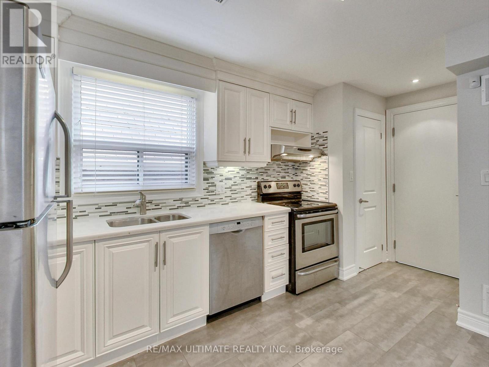 Apt #2 - 40 Ashbury Avenue, Toronto, Ontario  M6E 1V7 - Photo 10 - C12448118
