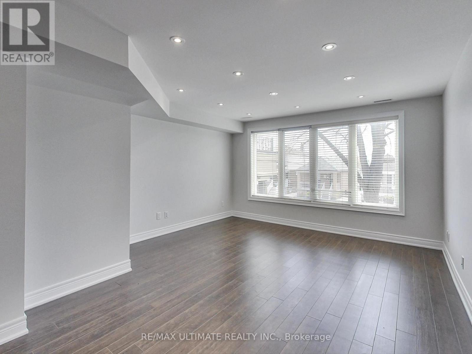 Apt #2 - 40 Ashbury Avenue, Toronto, Ontario  M6E 1V7 - Photo 3 - C12448118