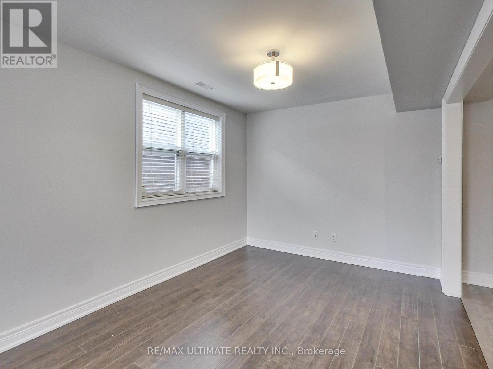 Apt #2 - 40 Ashbury Avenue, Toronto, Ontario  M6E 1V7 - Photo 5 - C12448118