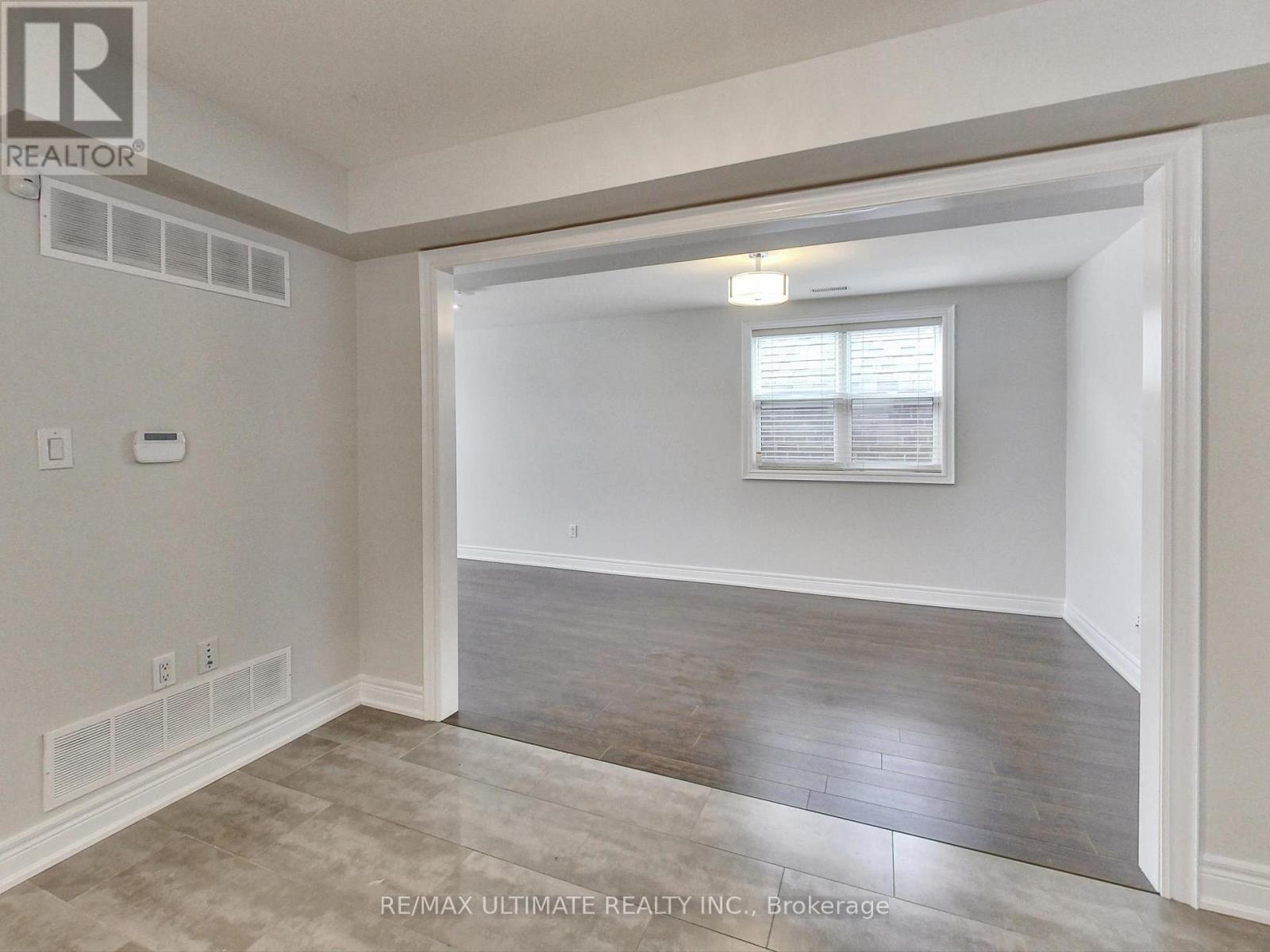 Apt #2 - 40 Ashbury Avenue, Toronto, Ontario  M6E 1V7 - Photo 6 - C12448118