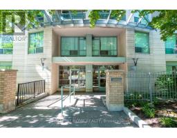 105 - 8 PEMBERTON AVENUE, Toronto, Ontario