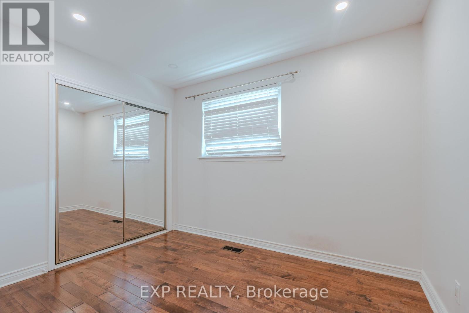 72 Billington Crescent, Toronto, Ontario  M3A 2G6 - Photo 13 - C12448139