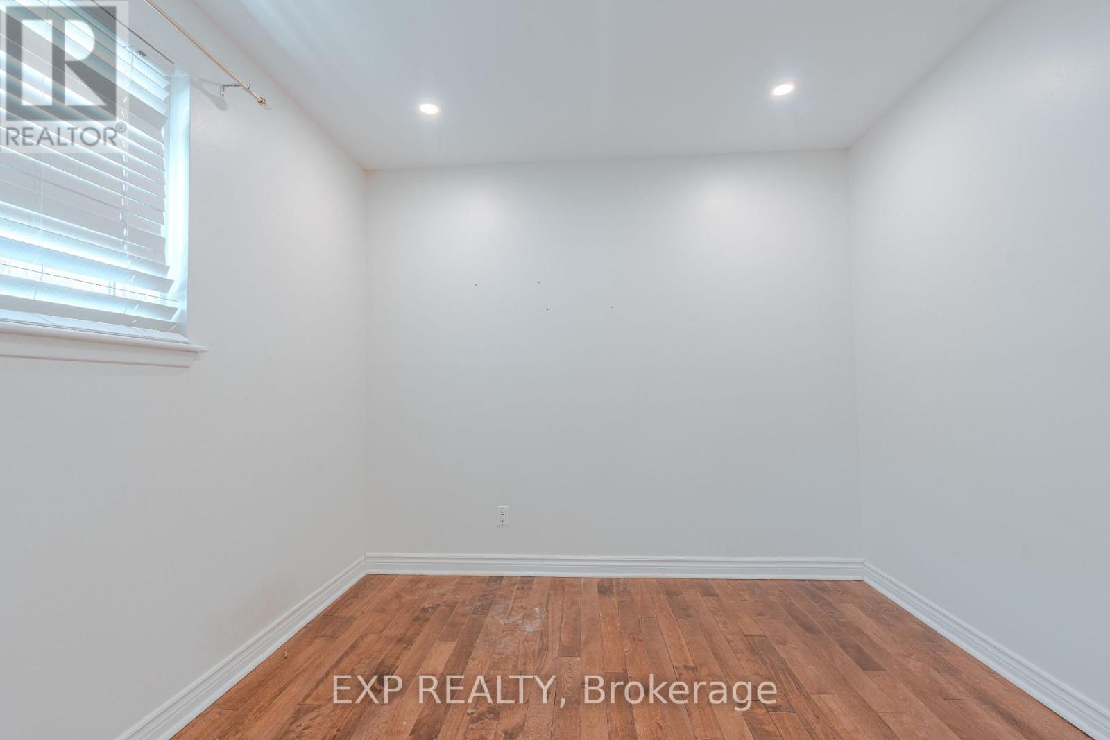 72 Billington Crescent, Toronto, Ontario  M3A 2G6 - Photo 14 - C12448139