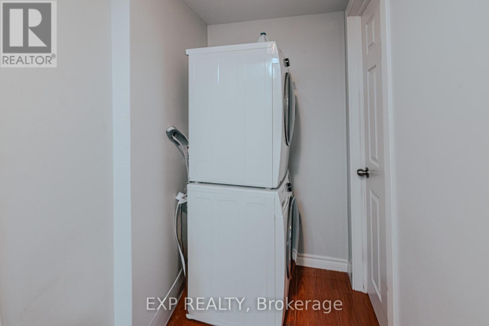 72 Billington Crescent, Toronto, Ontario  M3A 2G6 - Photo 22 - C12448139
