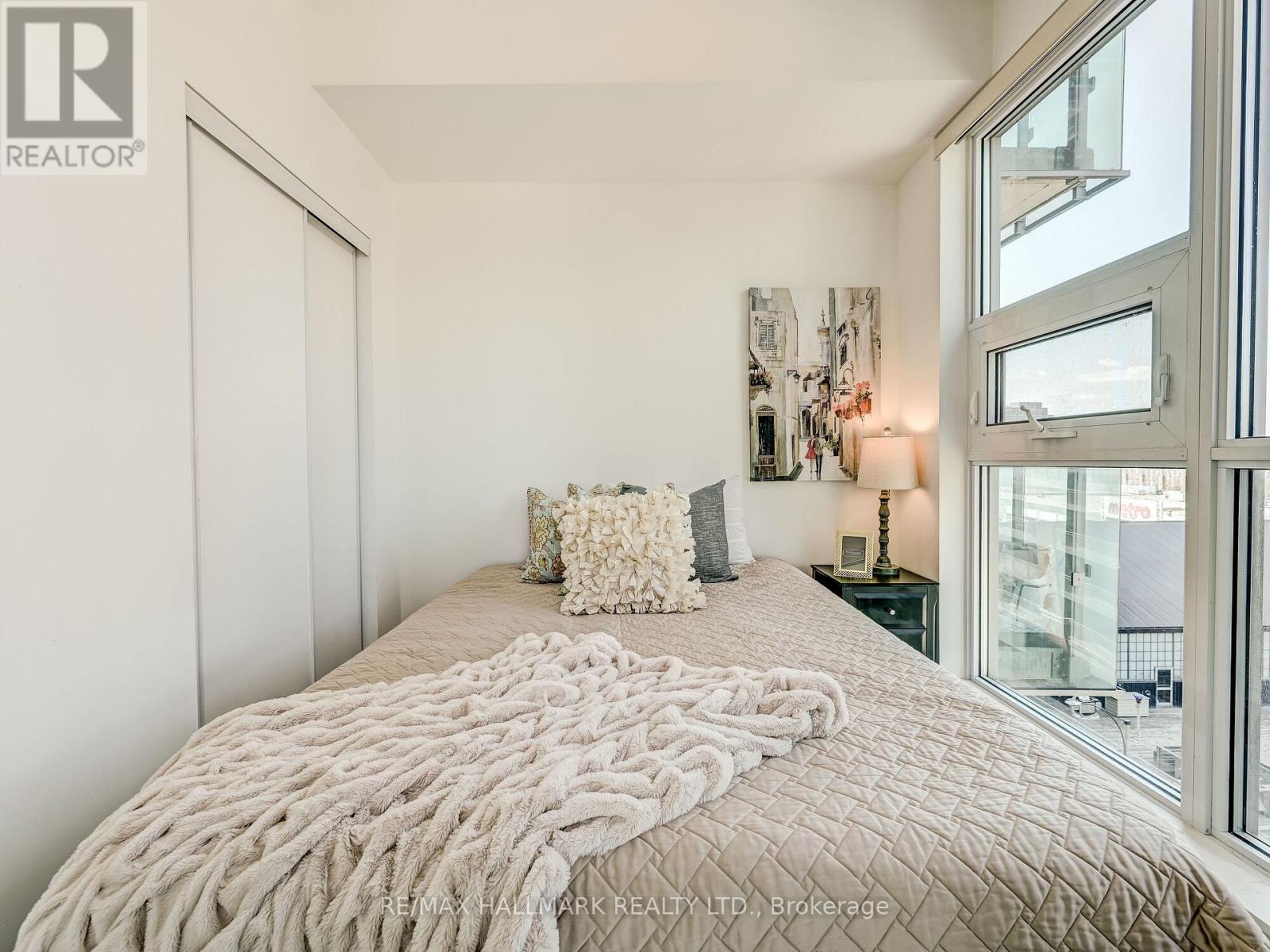 704 - 150 East Liberty Street, Toronto (Niagara), Ontario  M6K 3R5 - Photo 17 - C12448159